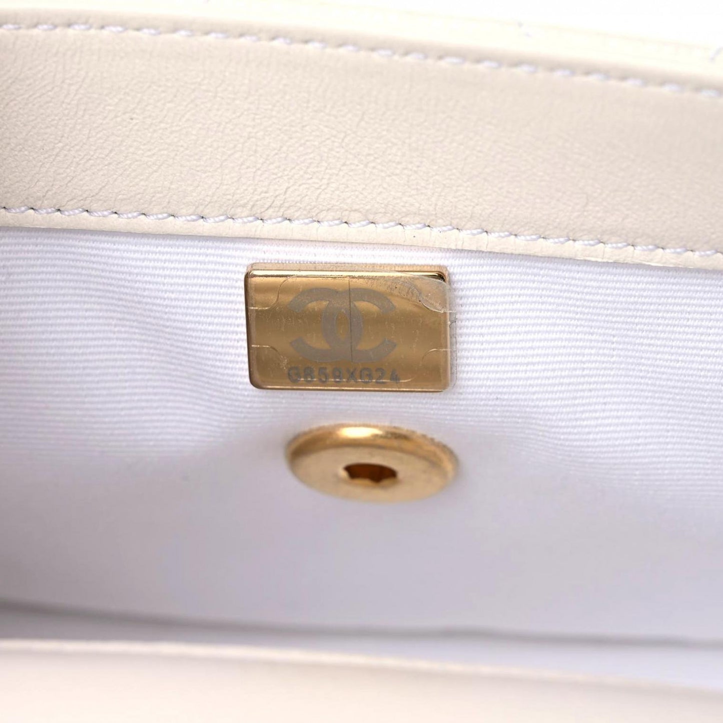 Shiny Caviar Quilted Mini Flap White