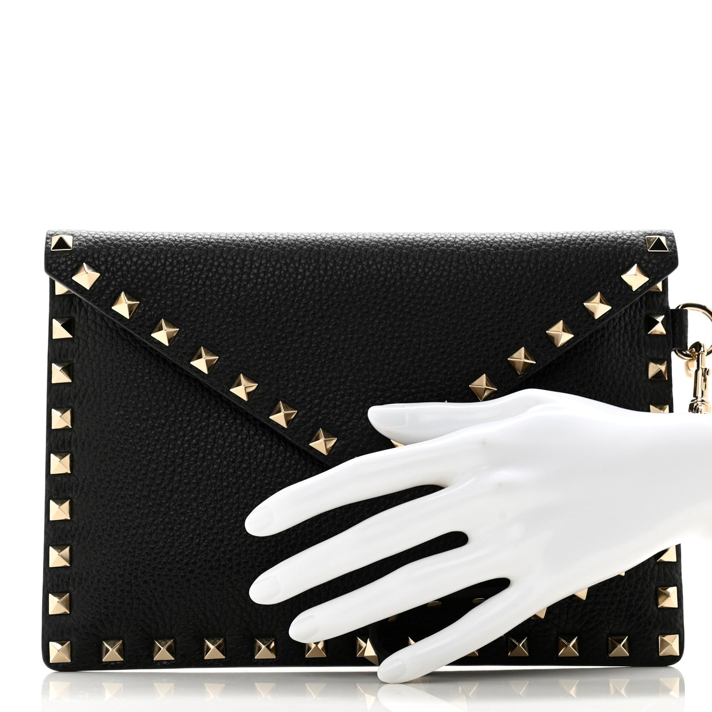 Pebbled Calfskin Medium Rockstud Envelope Flat Wristlet Pouch Black