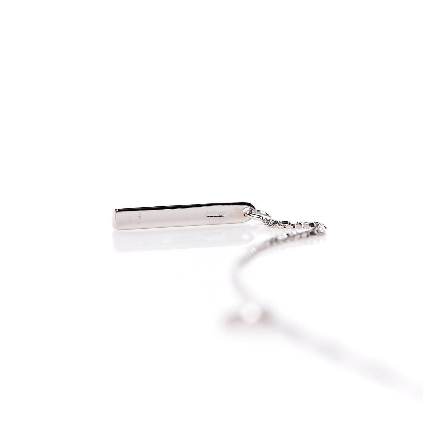 18K White Gold 20mm Lariat Necklace