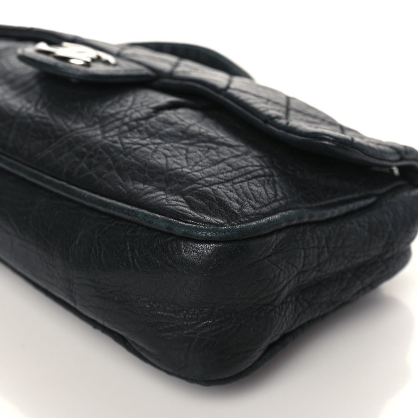 Distressed Lambskin Lady Braid Flap Black