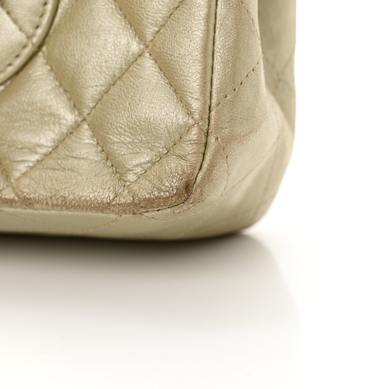 Chanel Metallic Lambskin Quilted Medium Double Flap Gold 22 of 23