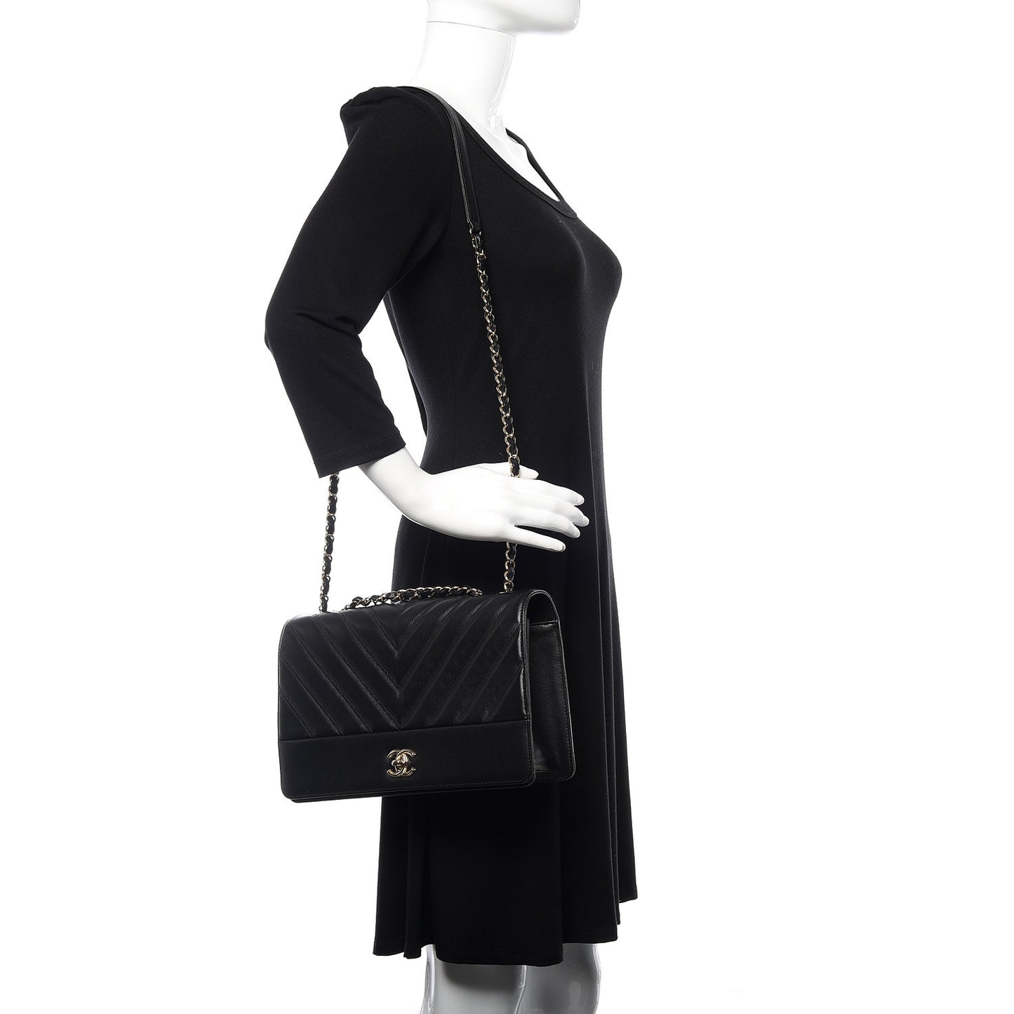 Lambskin Chevron Quilted Flap Black