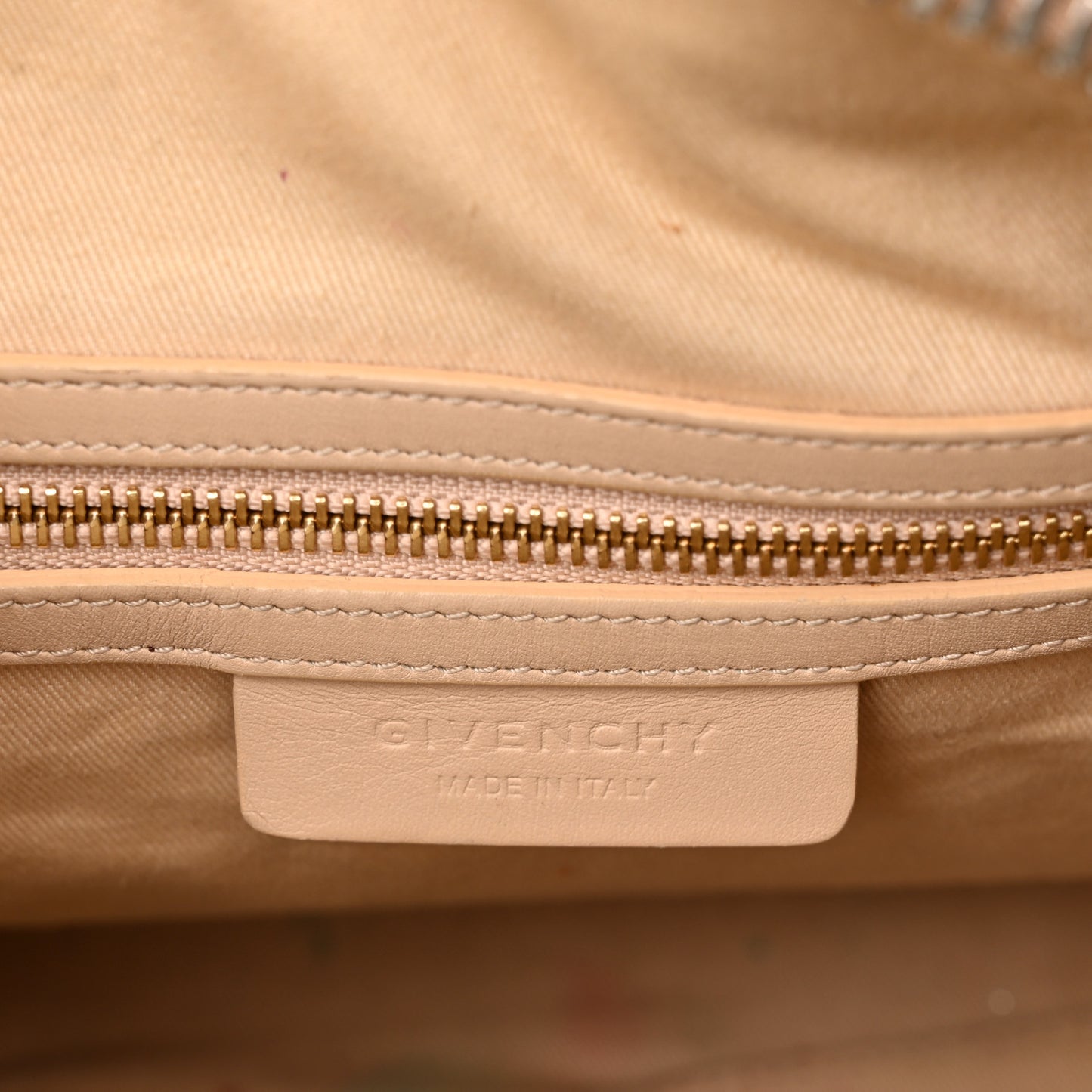 Sugar Goatskin Small Antigona