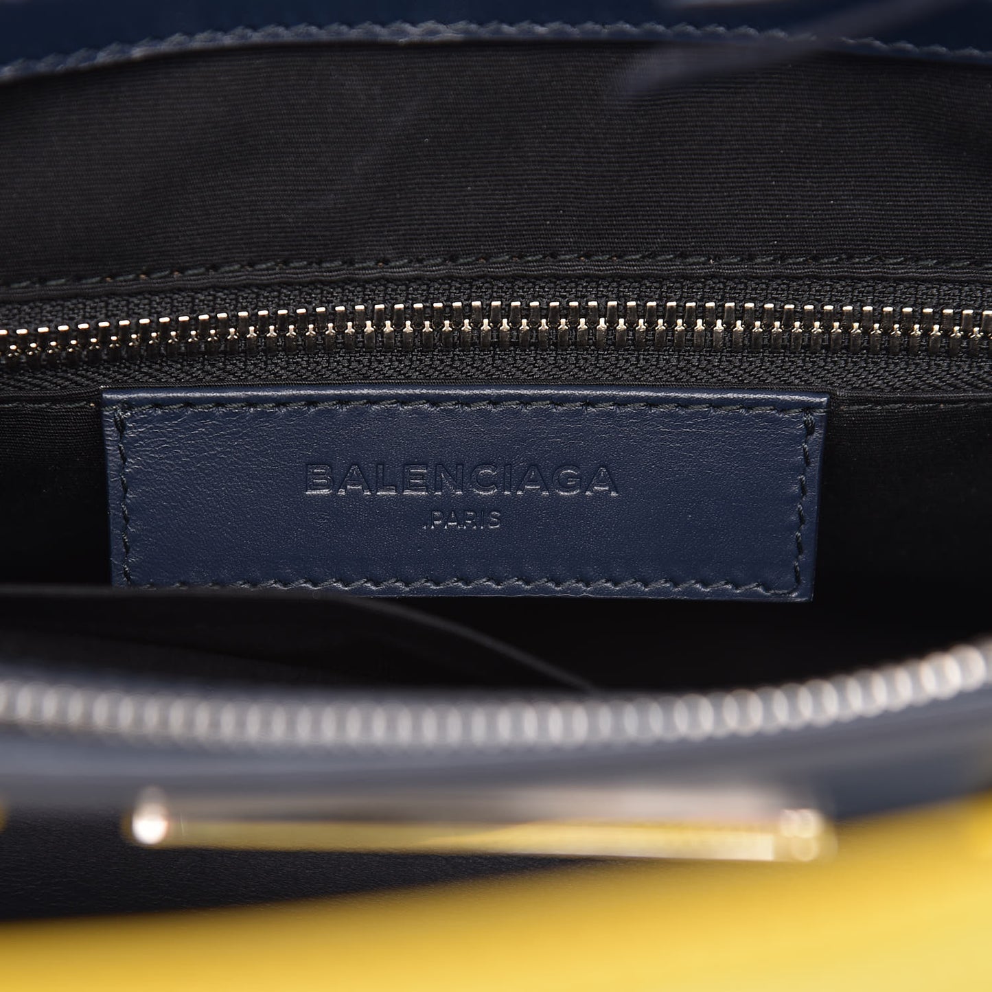 Smooth Calfskin Karung Padlock Work XS Bleu Outremer Jaune Citrus