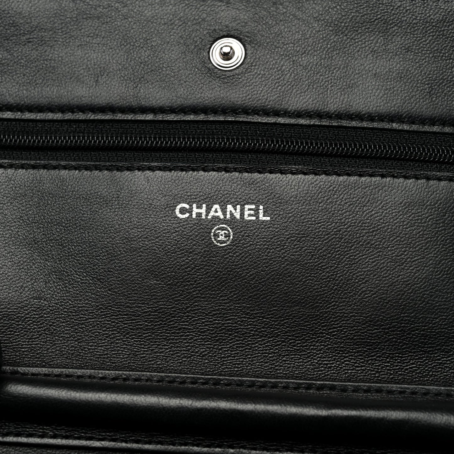Lambskin Quilted Wallet On Chain WOC Black