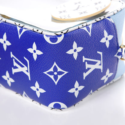 Louis Vuitton Monogram Giant Hawaii Beach Pouch Blue 8 of 8