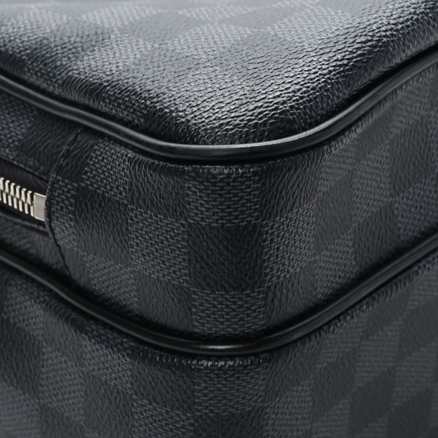 Louis Vuitton Damier Graphite Sac Leoh Messenger Bag 7 of 10