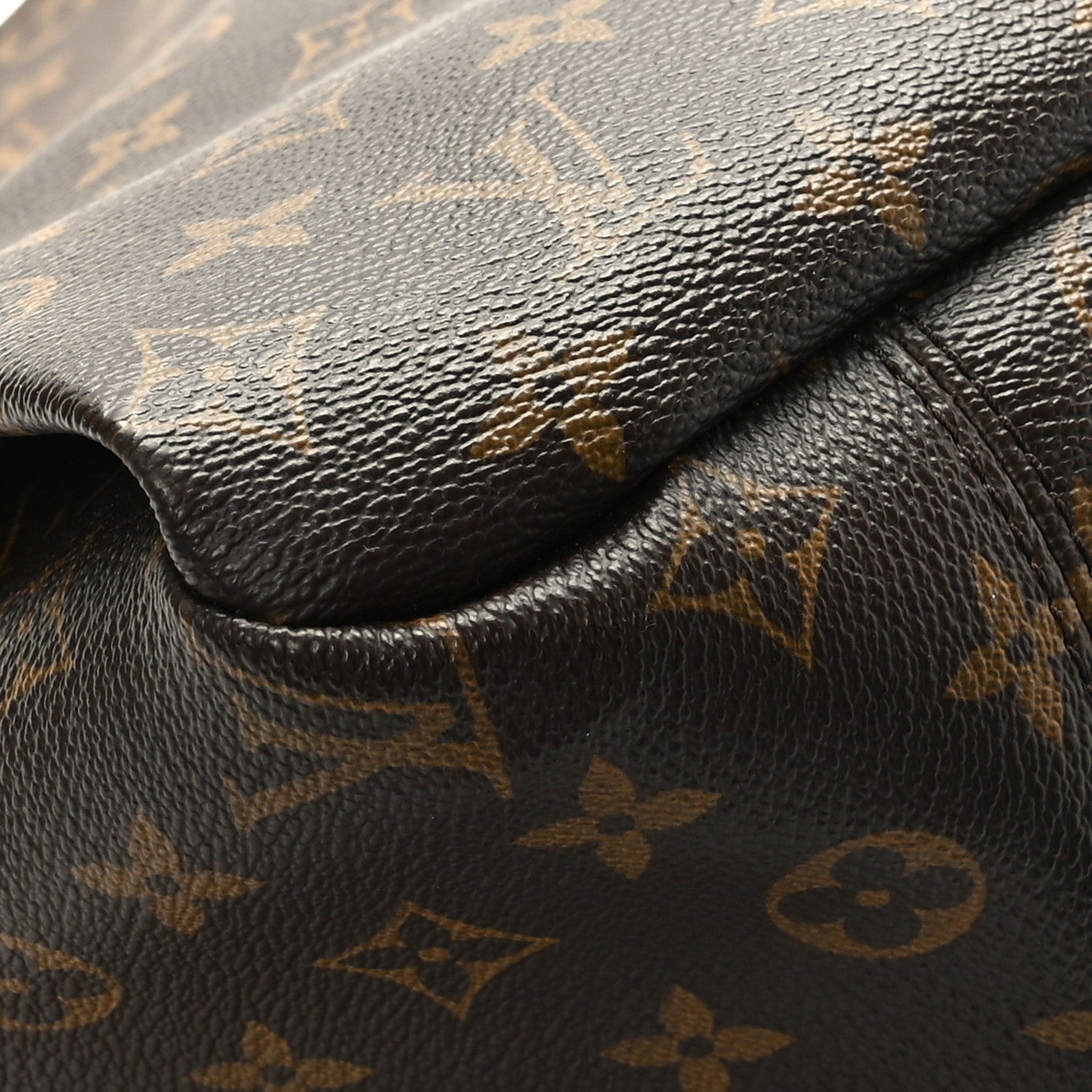 Louis Vuitton Monogram Artsy MM 9 of 10