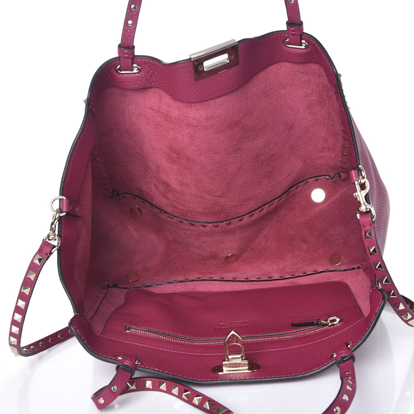 Pebbled Calfskin Medium Rockstud Tote Camelia