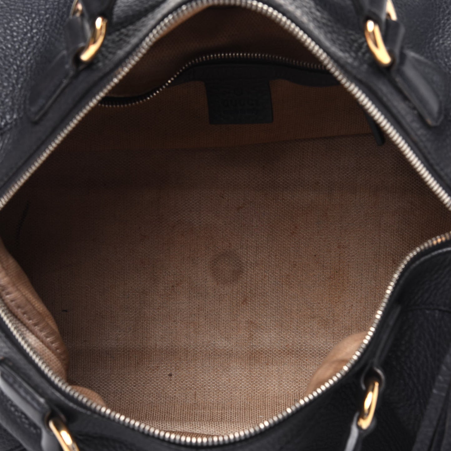 Pebbled Calfskin Medium Soho Boston Black