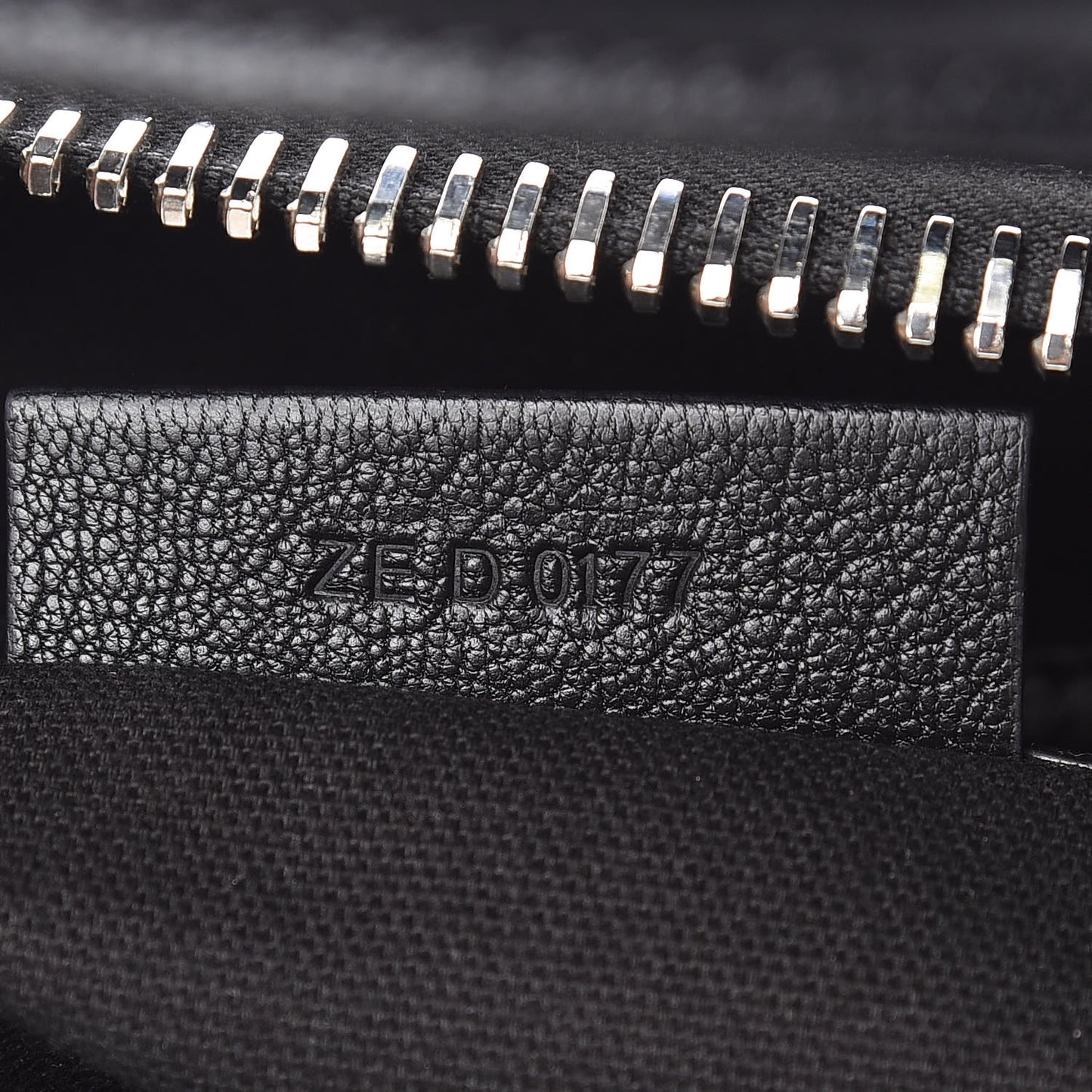 Sugar Goatskin Small Antigona Black