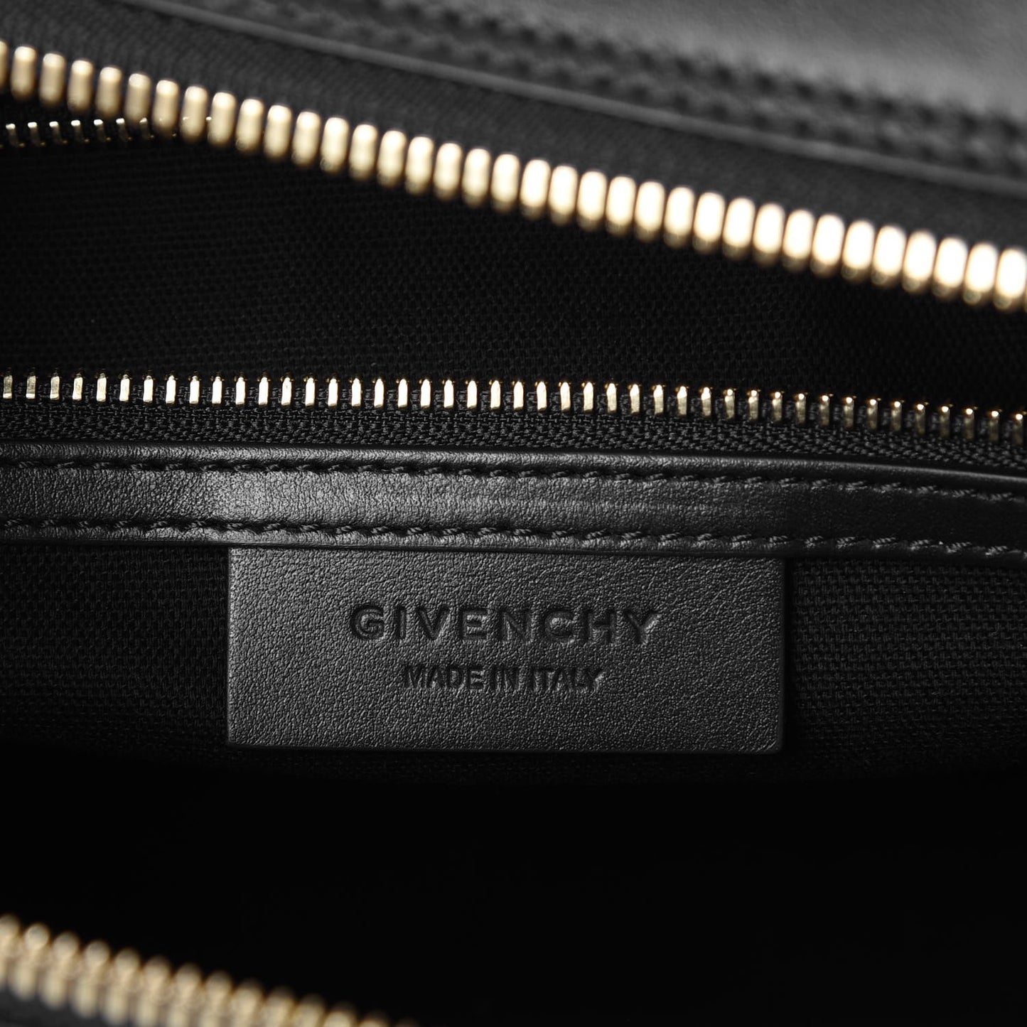 Calfskin Medium Sway Black