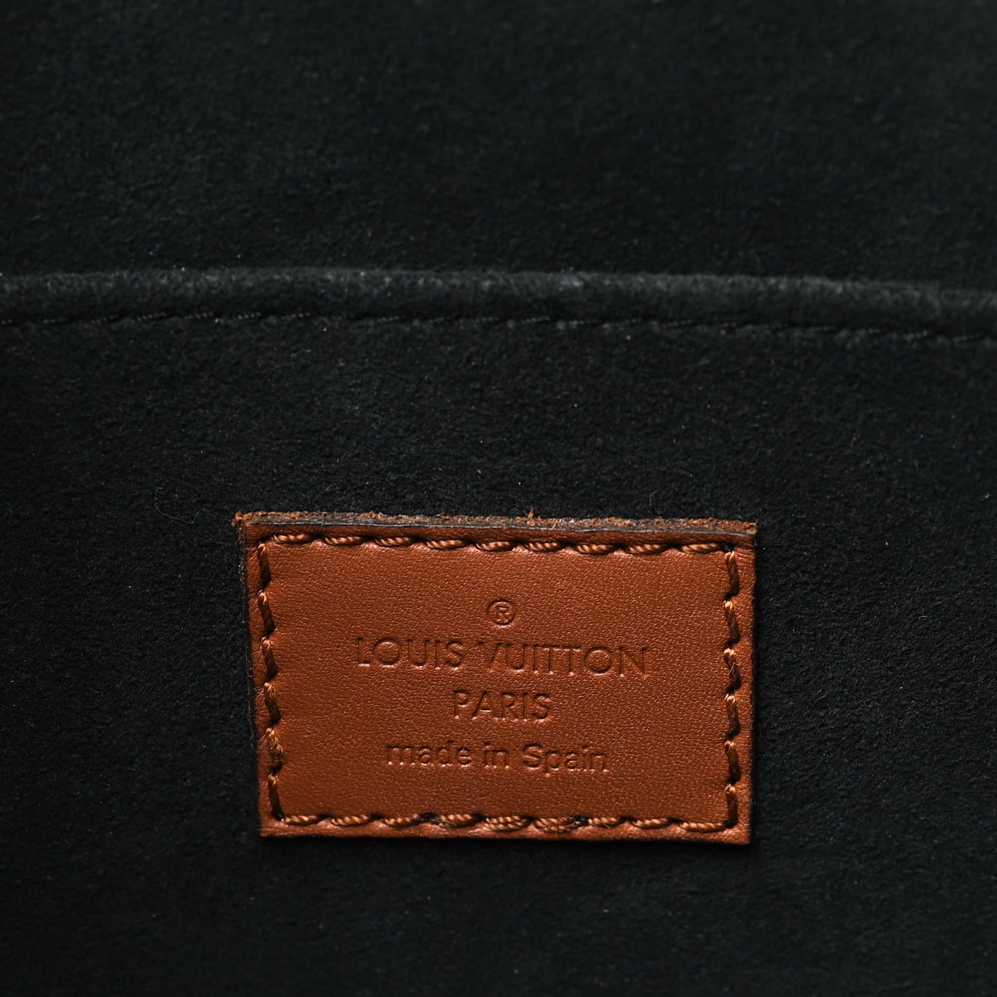 Reverse Monogram Dauphine MM