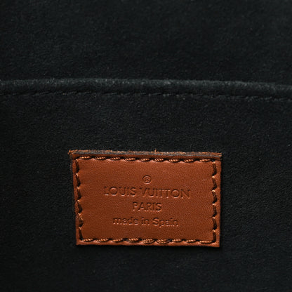 Louis Vuitton Reverse Monogram Dauphine MM 6 of 10