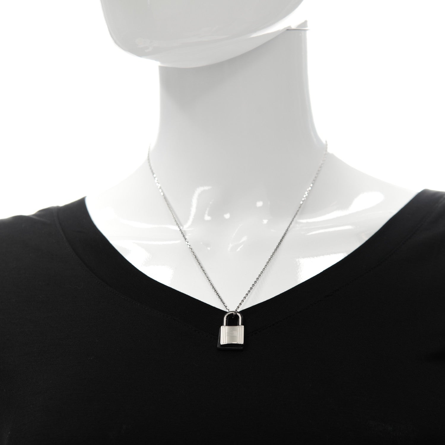 Hermes Swift Small O'Kelly Pendant Necklace Black 2 of 7