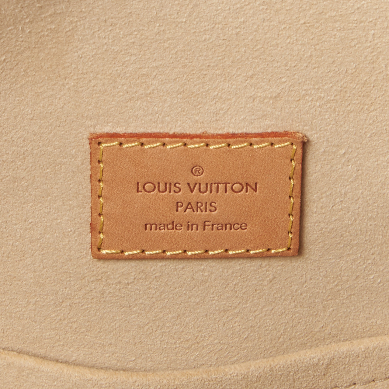 Louis Vuitton Monogram Manhattan GM 8 of 8