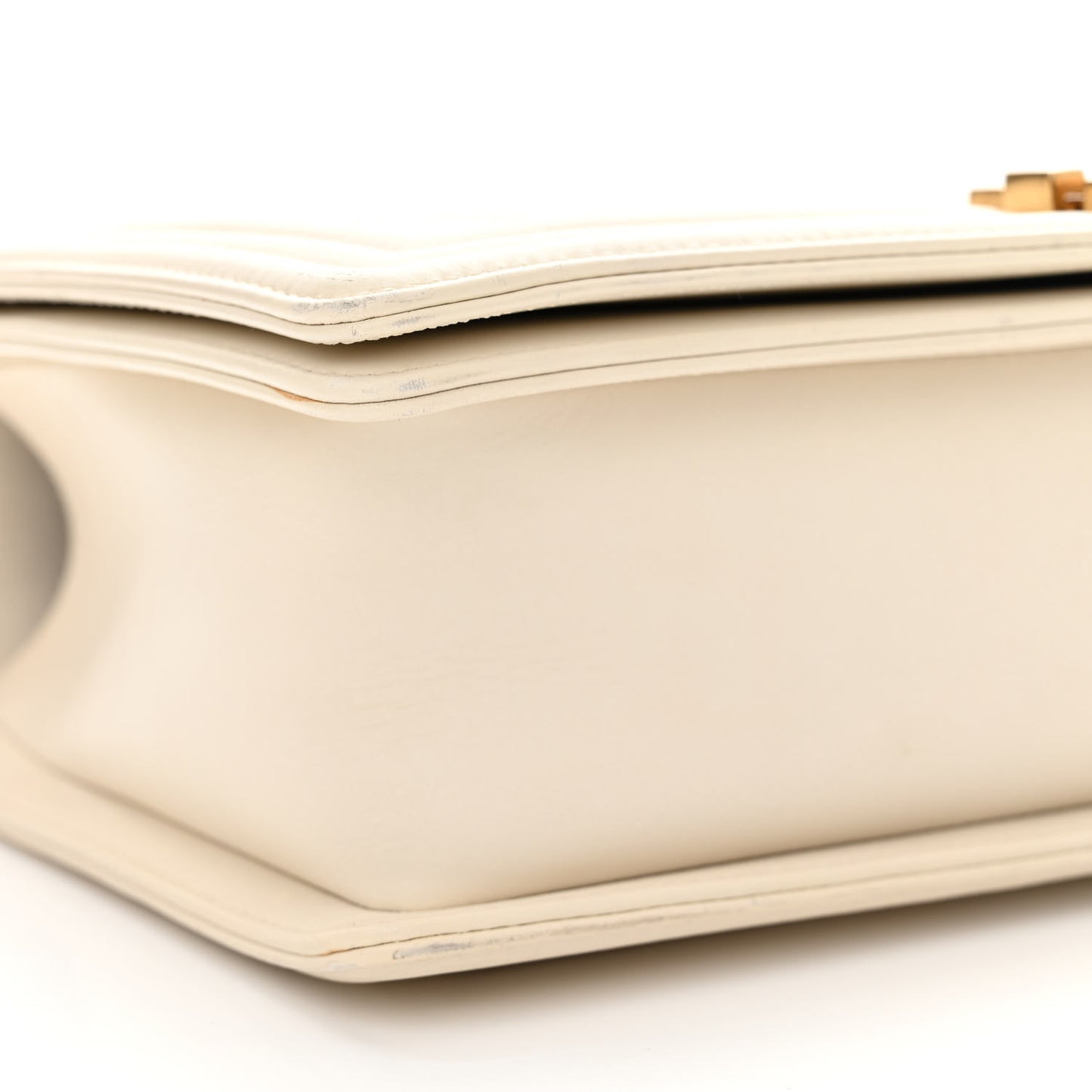 Caviar Suede Calfskin Chevron New Medium Boy Flap White