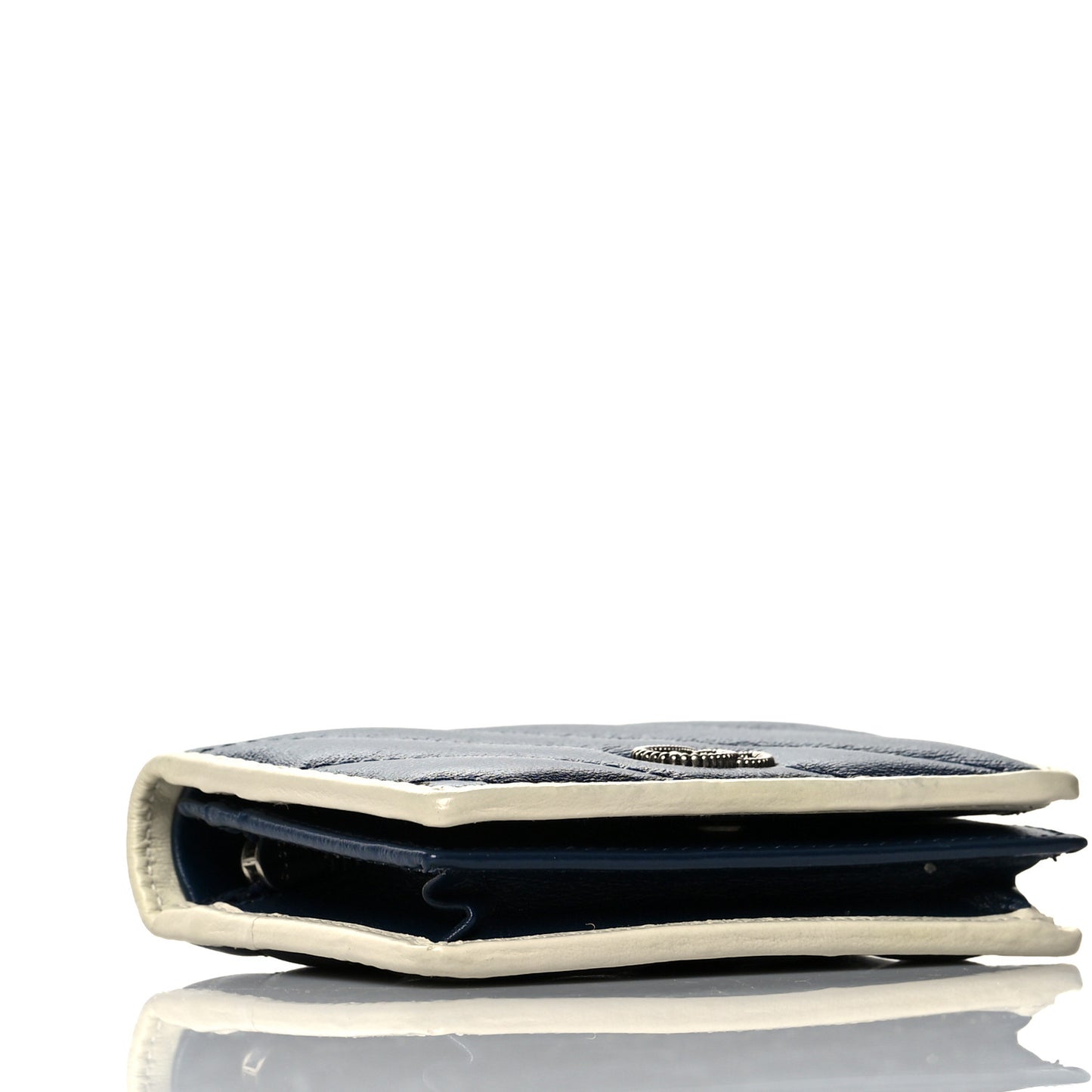 Vintage Effect Calfskin Matelasse Diagonal Torchon GG Marmont Card Case Wallet Blue Agata Mystic White
