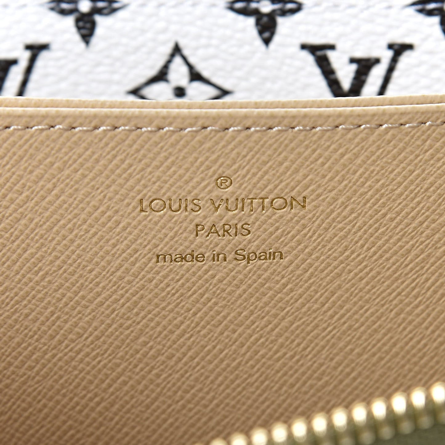 Monogram Giant Zippy Wallet Kaki White