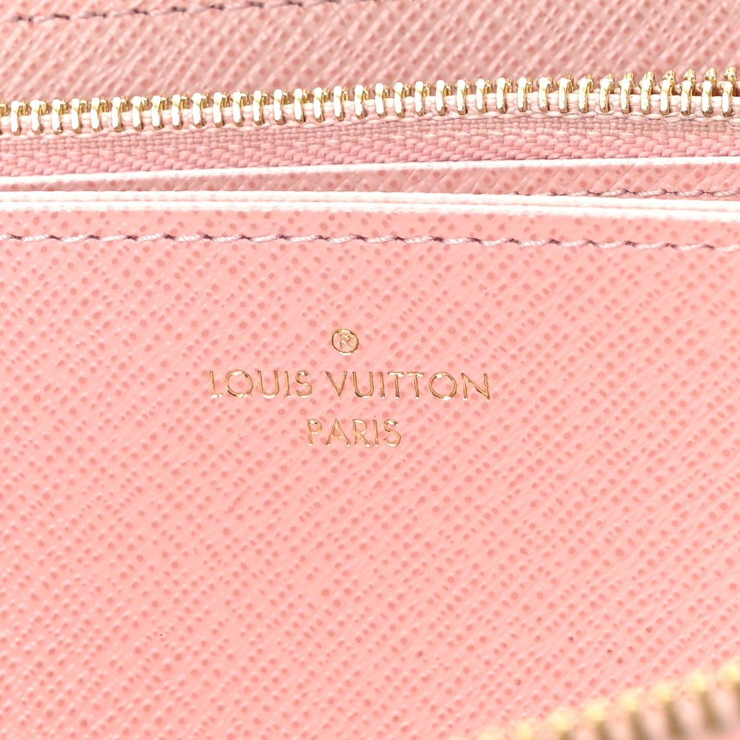 Damier Azur Zippy Wallet Rose Ballerine