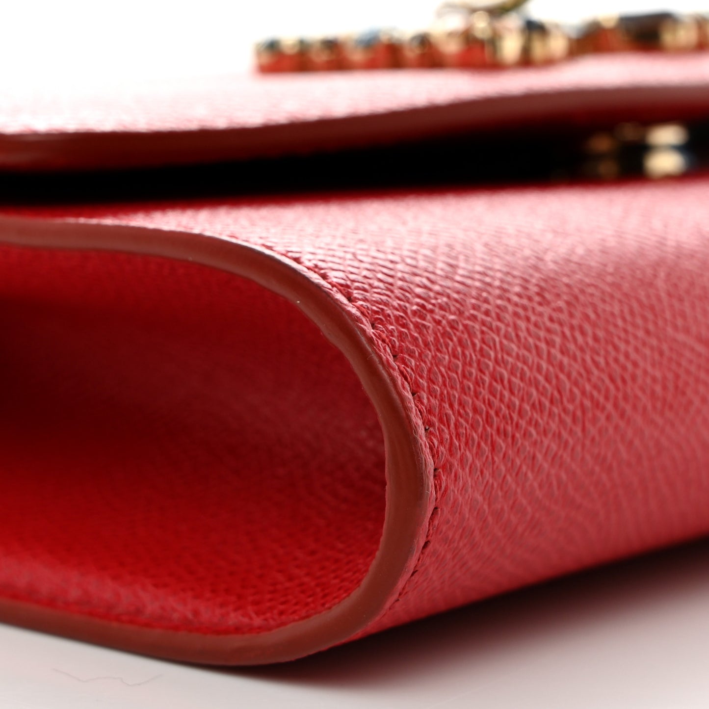 Dauphine Crystal Wallet On Chain Red