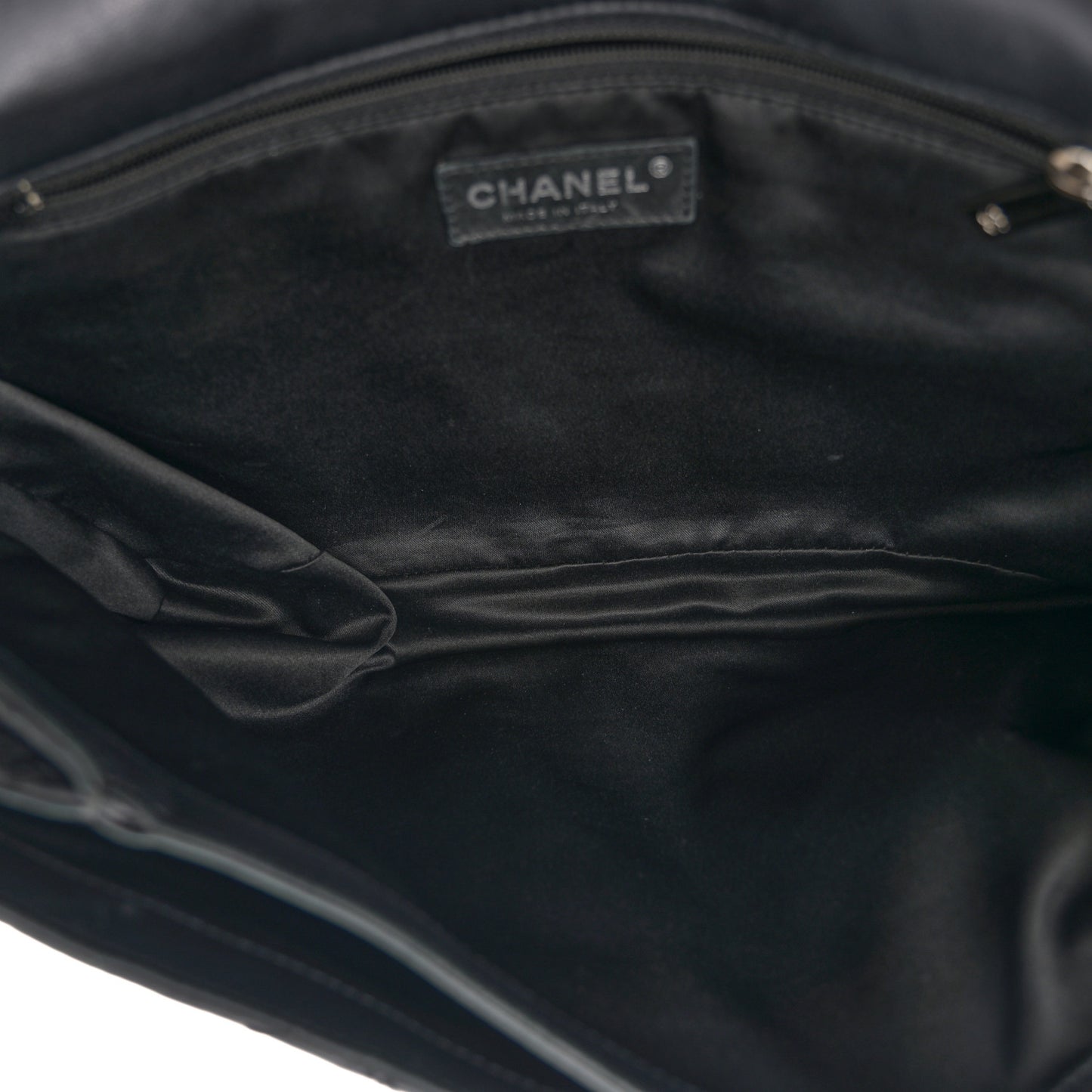 Lambskin Ultimate Stitch Maxi Flap Black