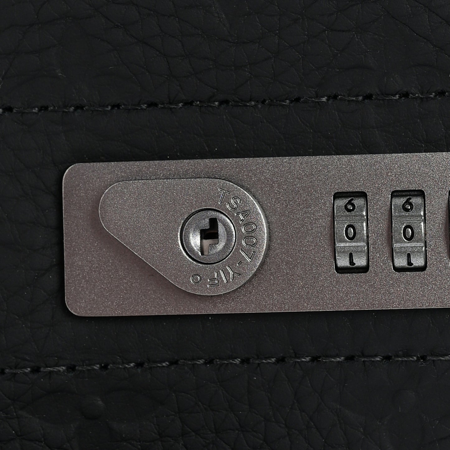 Taurillon Monogram Horizon 55 Black