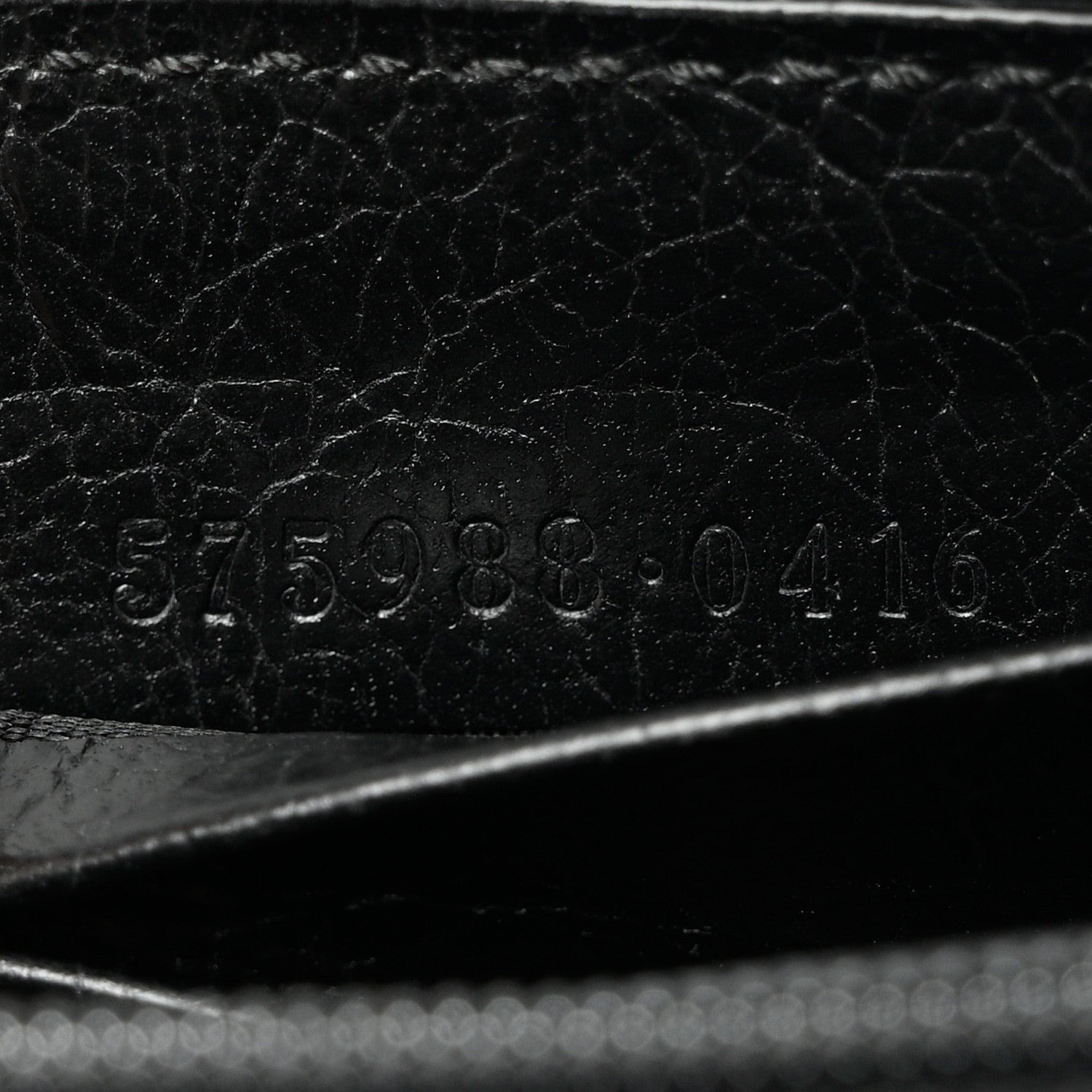 Gucci Vintage Calfskin Interlocking G Zip Wallet Black 7 of 12