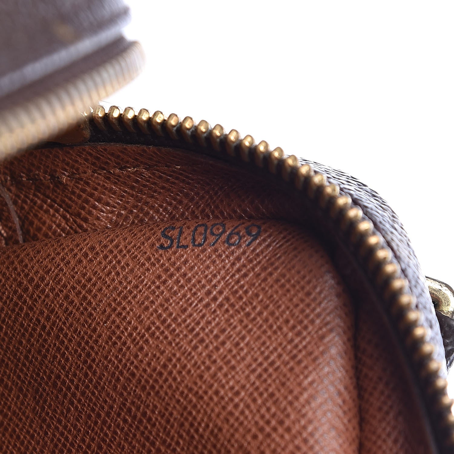 Louis Vuitton Monogram Pochette Marly Bandouliere 7 of 13