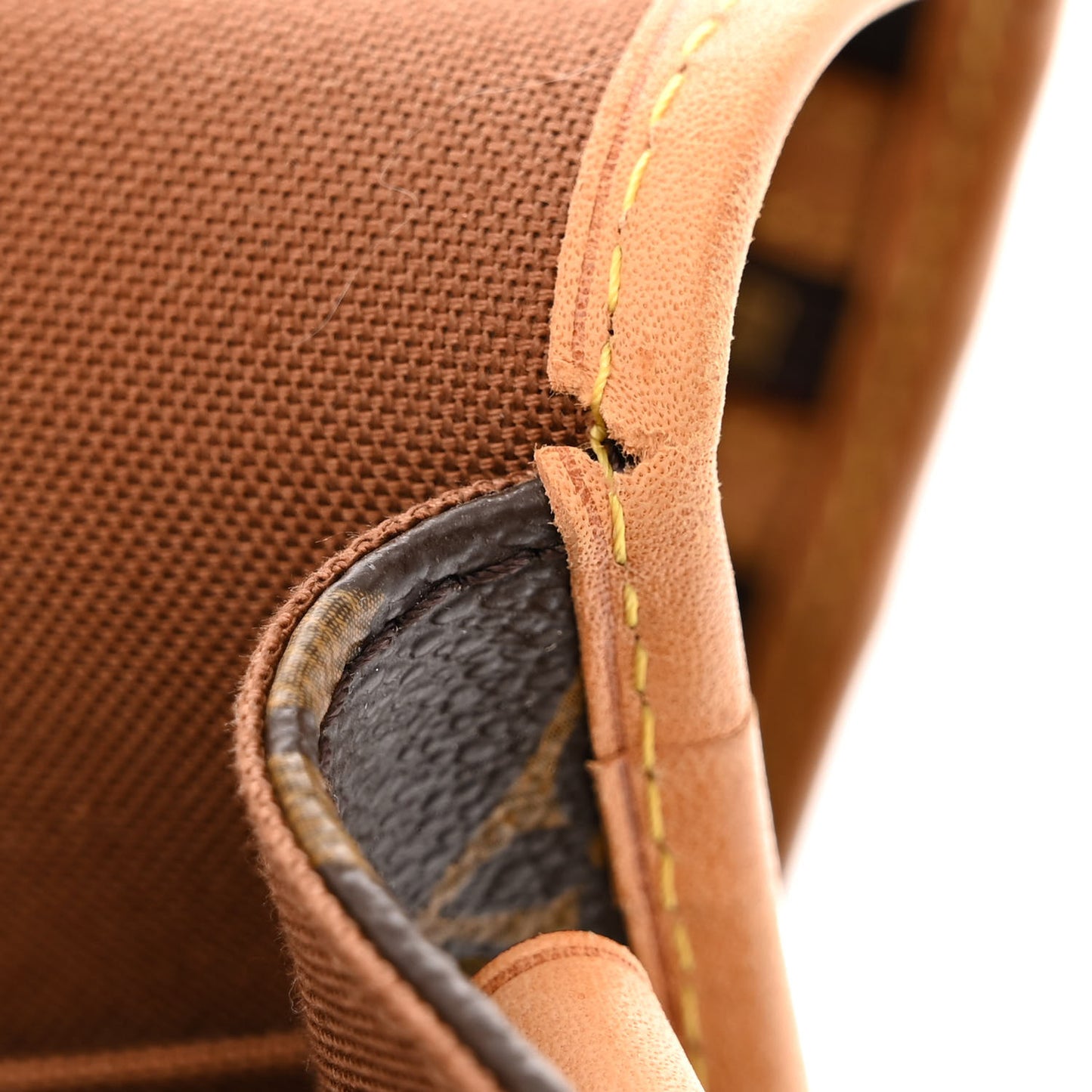 Monogram Bosphore PM Messenger