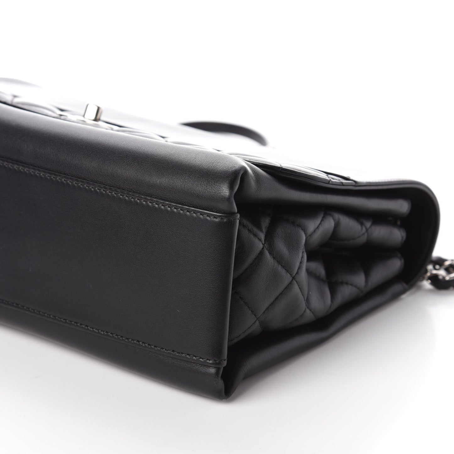 Calfskin Jumbo Tramezzo Flap Black