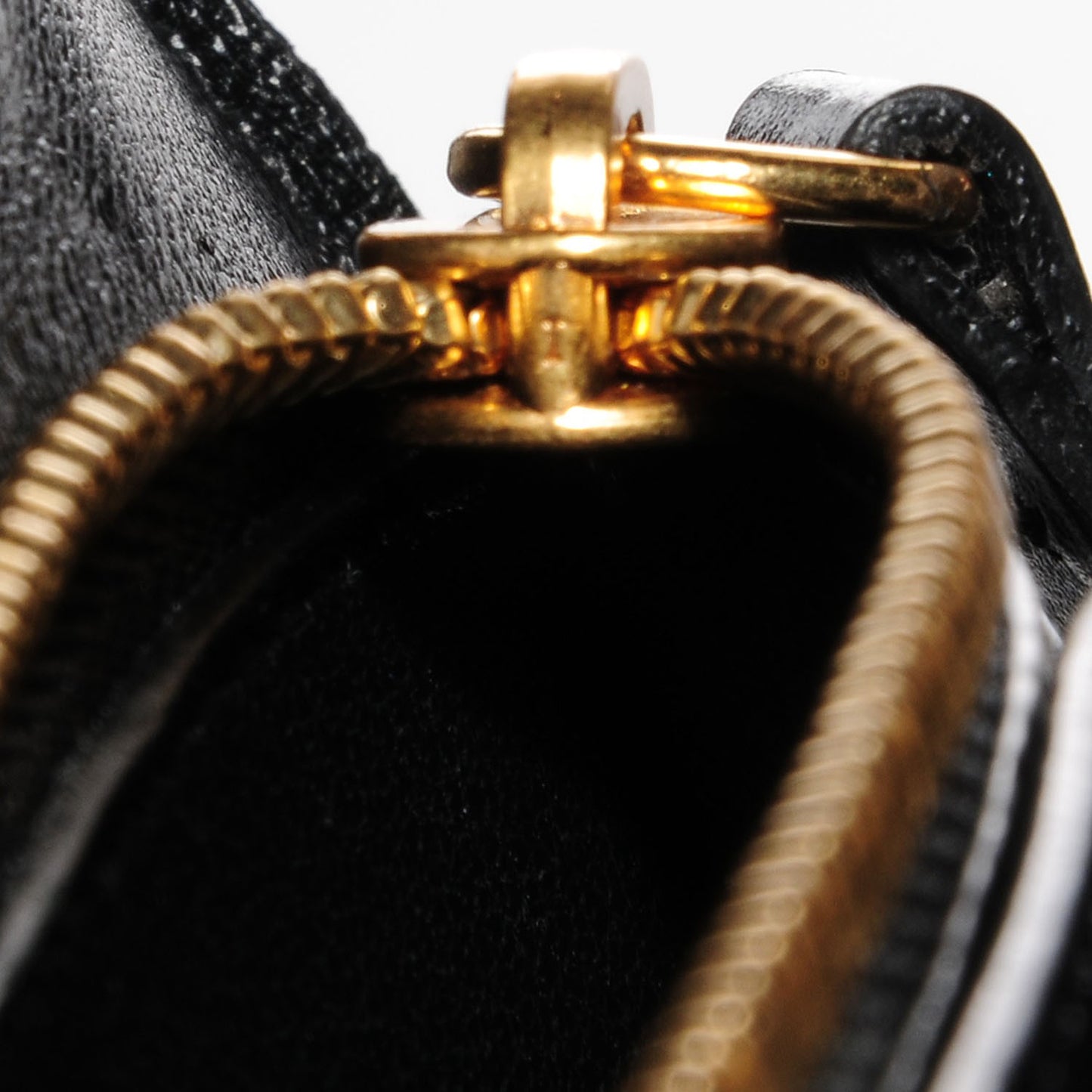 Box Calfskin Medium Classic Box Flap Bag Black