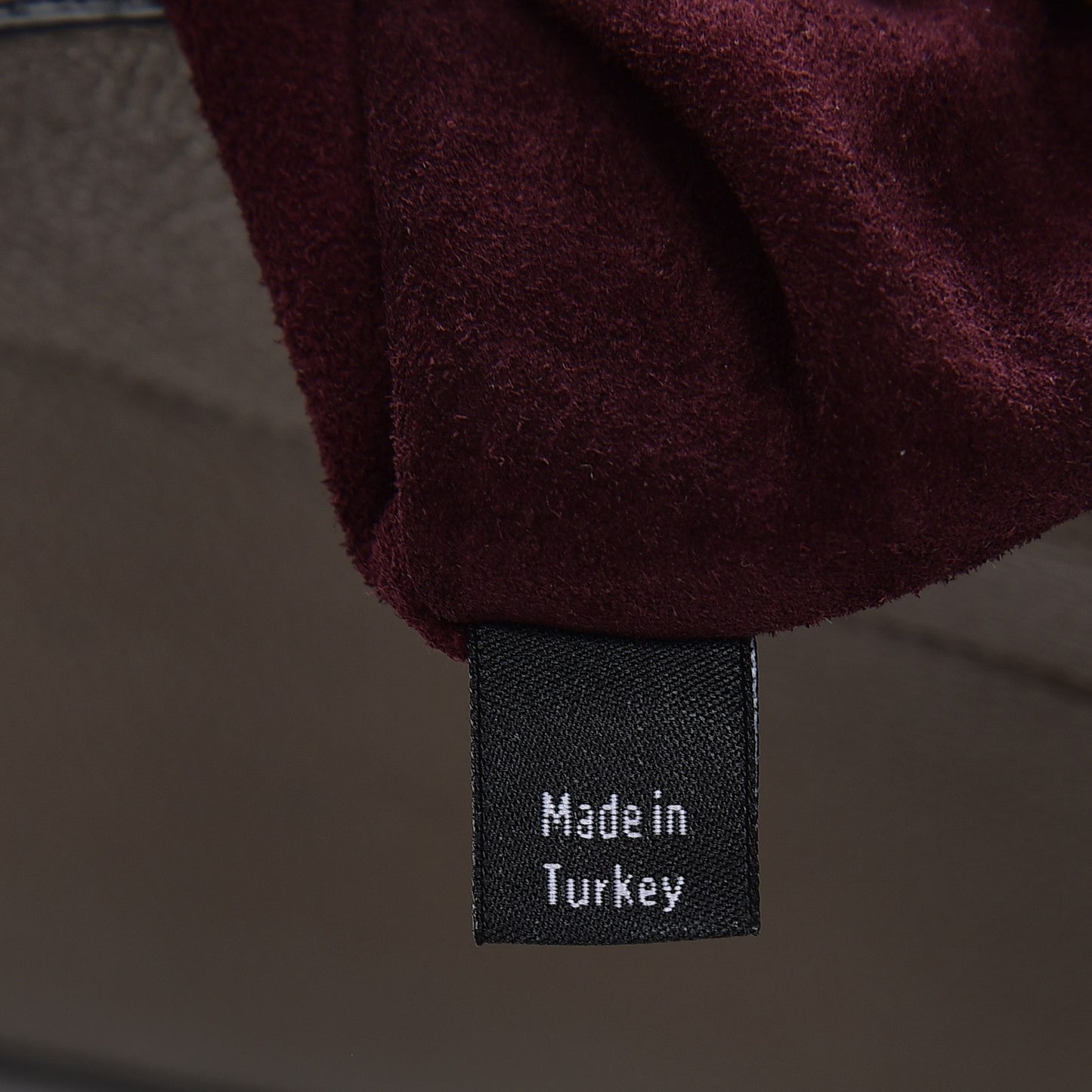 Small Classic Grain Calfskin Hopton Clay