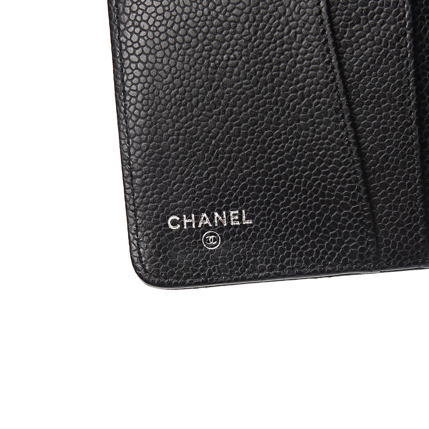 Caviar Quilted Medium Agenda Cover Black