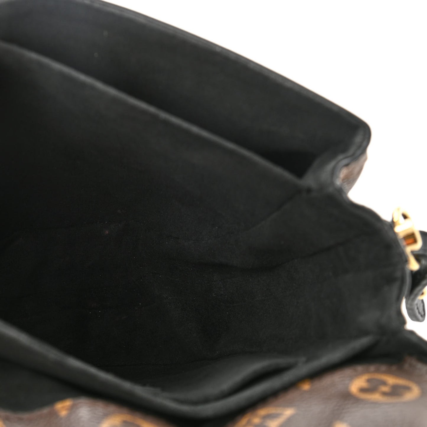 Reverse Monogram Chantilly Lock Black