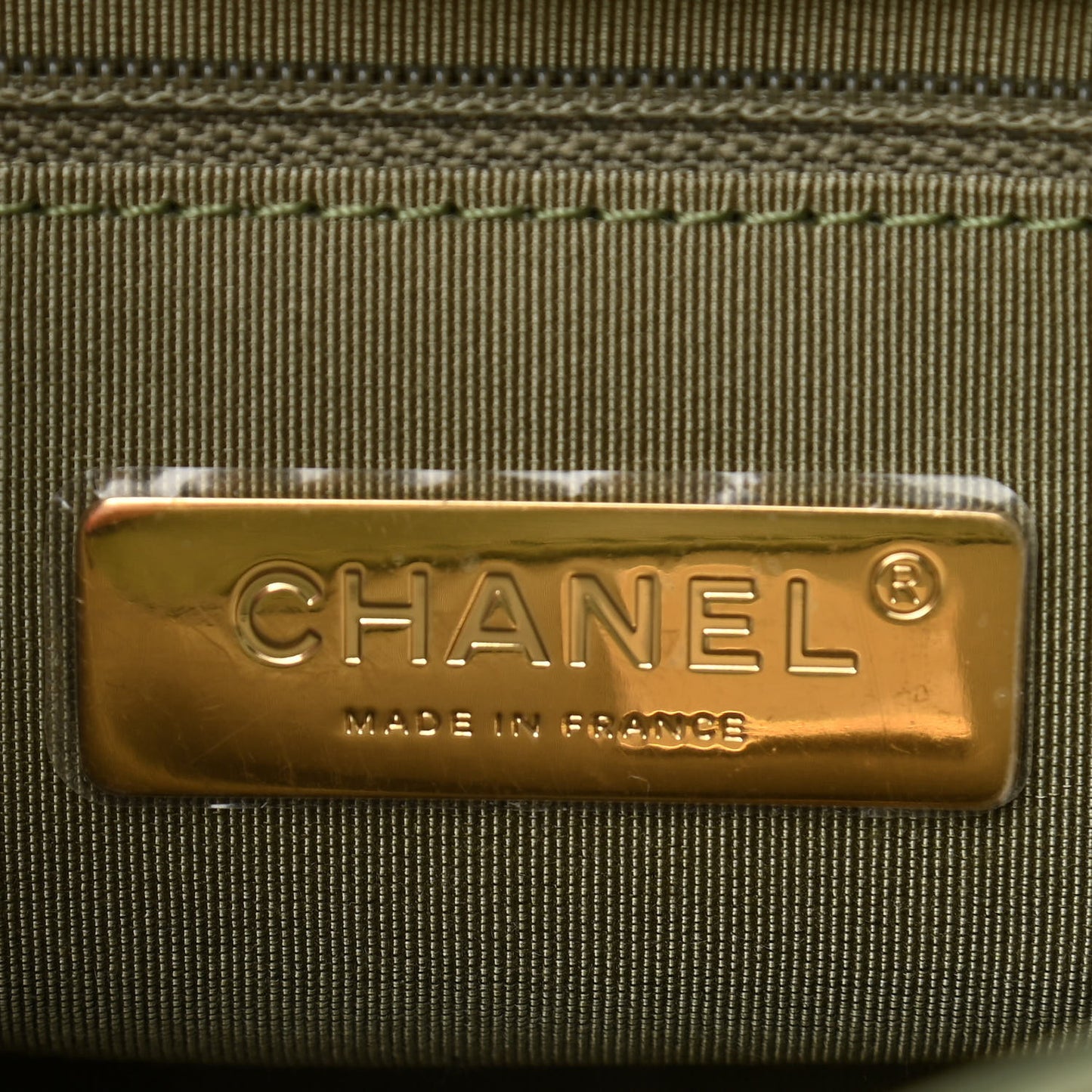 Lambskin Quilted Medium Chanel 19 Flap Green