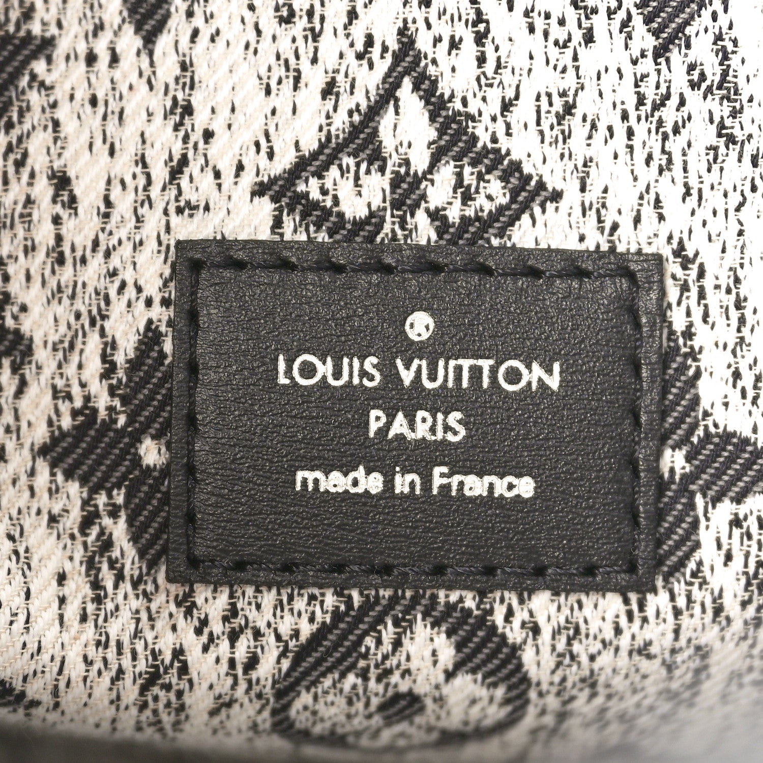 Louis Vuitton Monogram Jacquard Denim Onthego MM Black 6 of 9