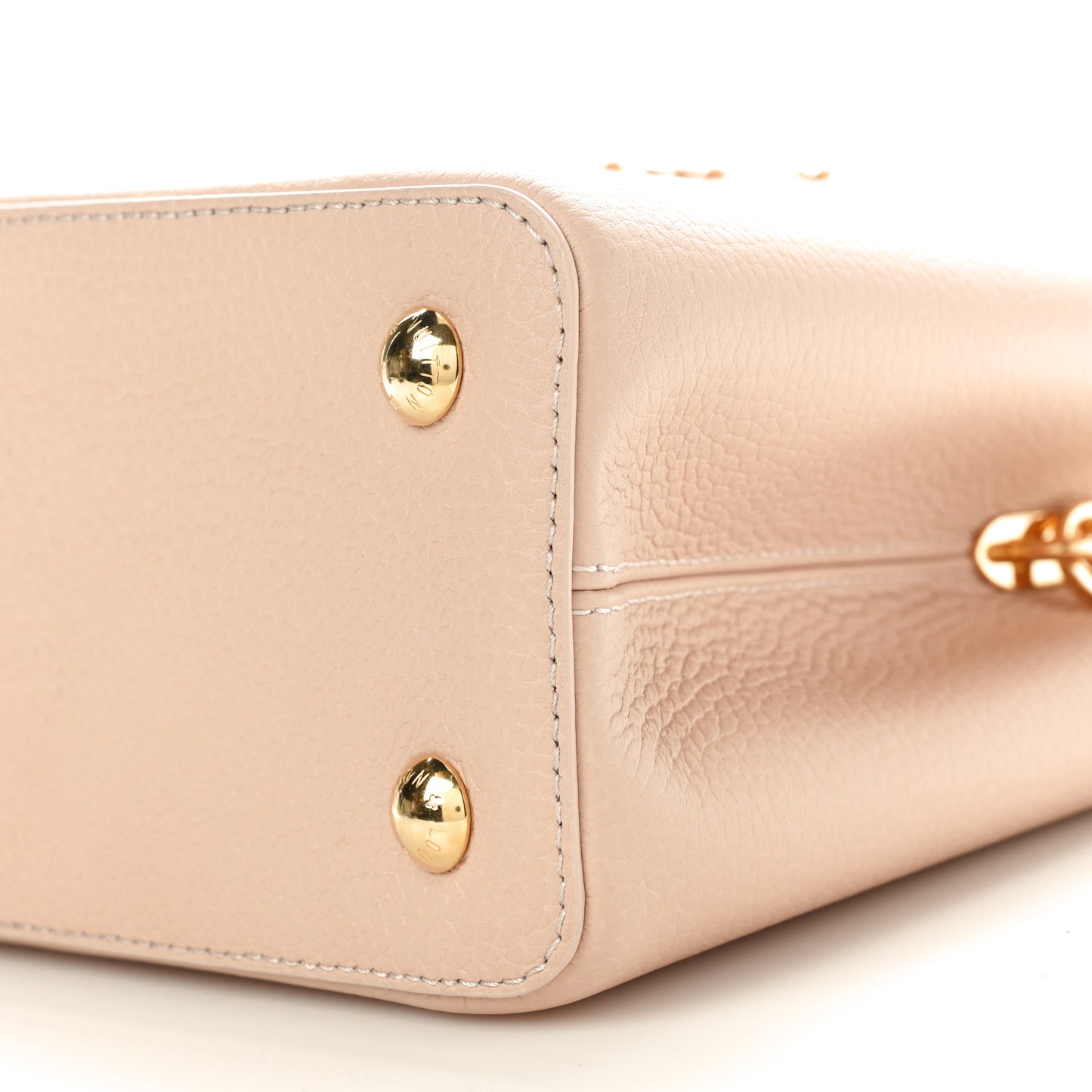 Taurillon LV Bloom Capucines MM Blush