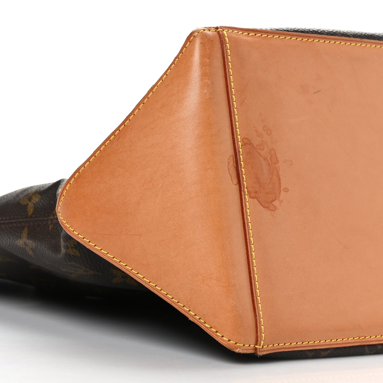 Louis Vuitton Monogram Cabas Mezzo 7 of 8