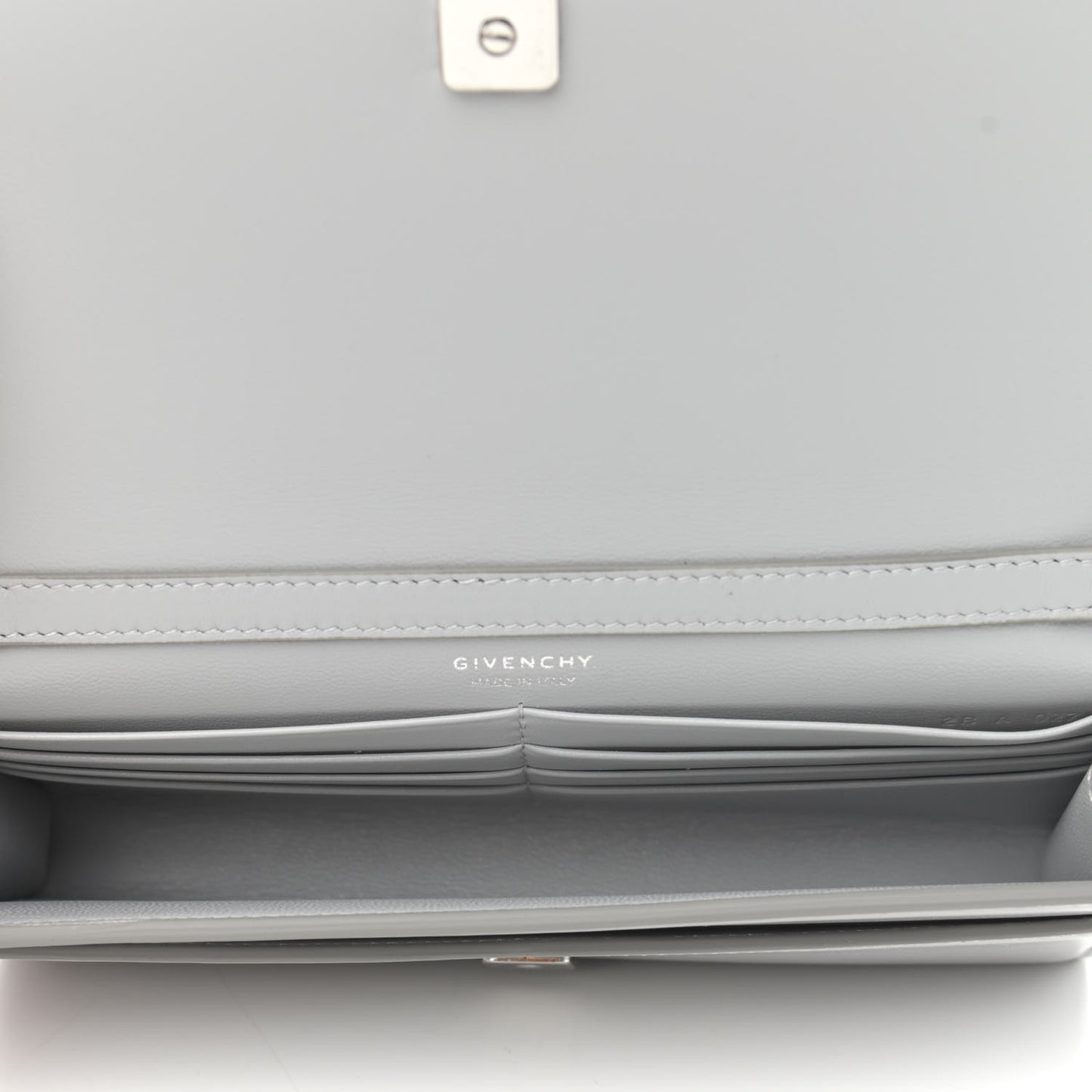 Calfskin 4G Wallet on Chain Cloud Grey