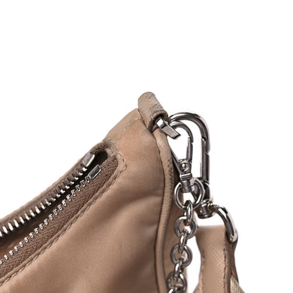 Prada Nylon Re-Edition 2005 Shoulder Bag Cammeo 15 of 16