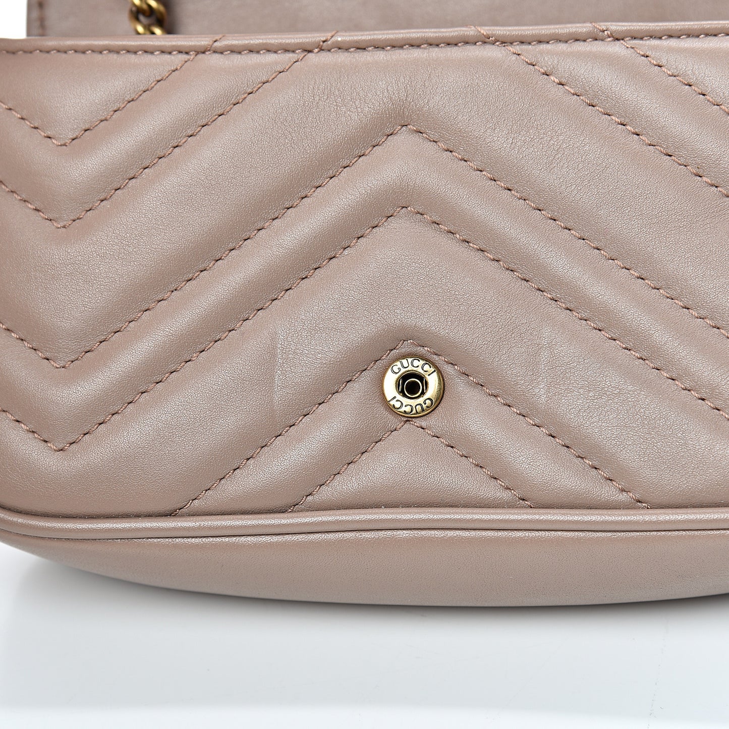 Calfskin Matelasse Super Mini GG Marmont Shoulder Bag Porcelain Rose