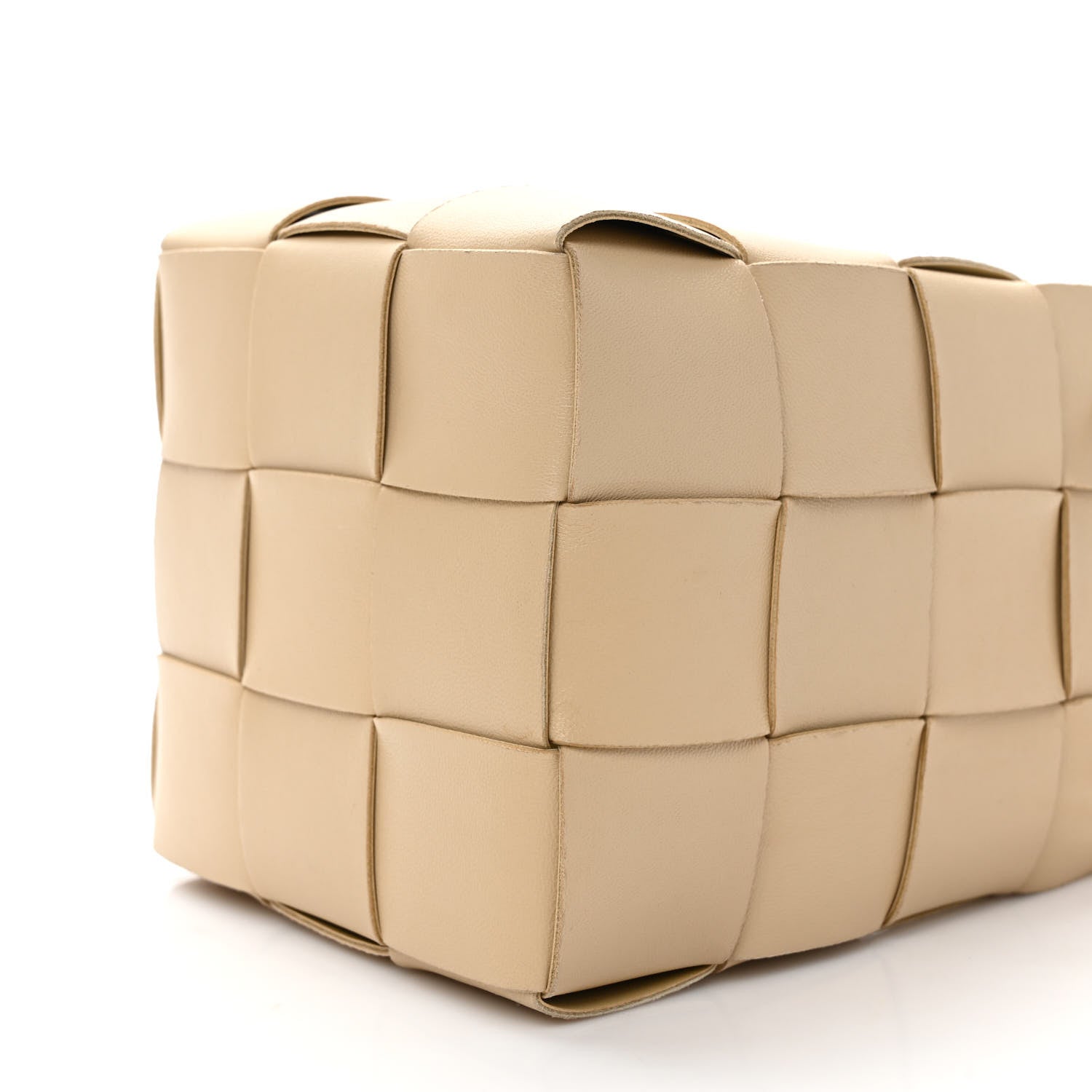 Bottega Veneta Nappa Maxi Intrecciato Cassette Bucket Bag Almond Almond 8 of 8