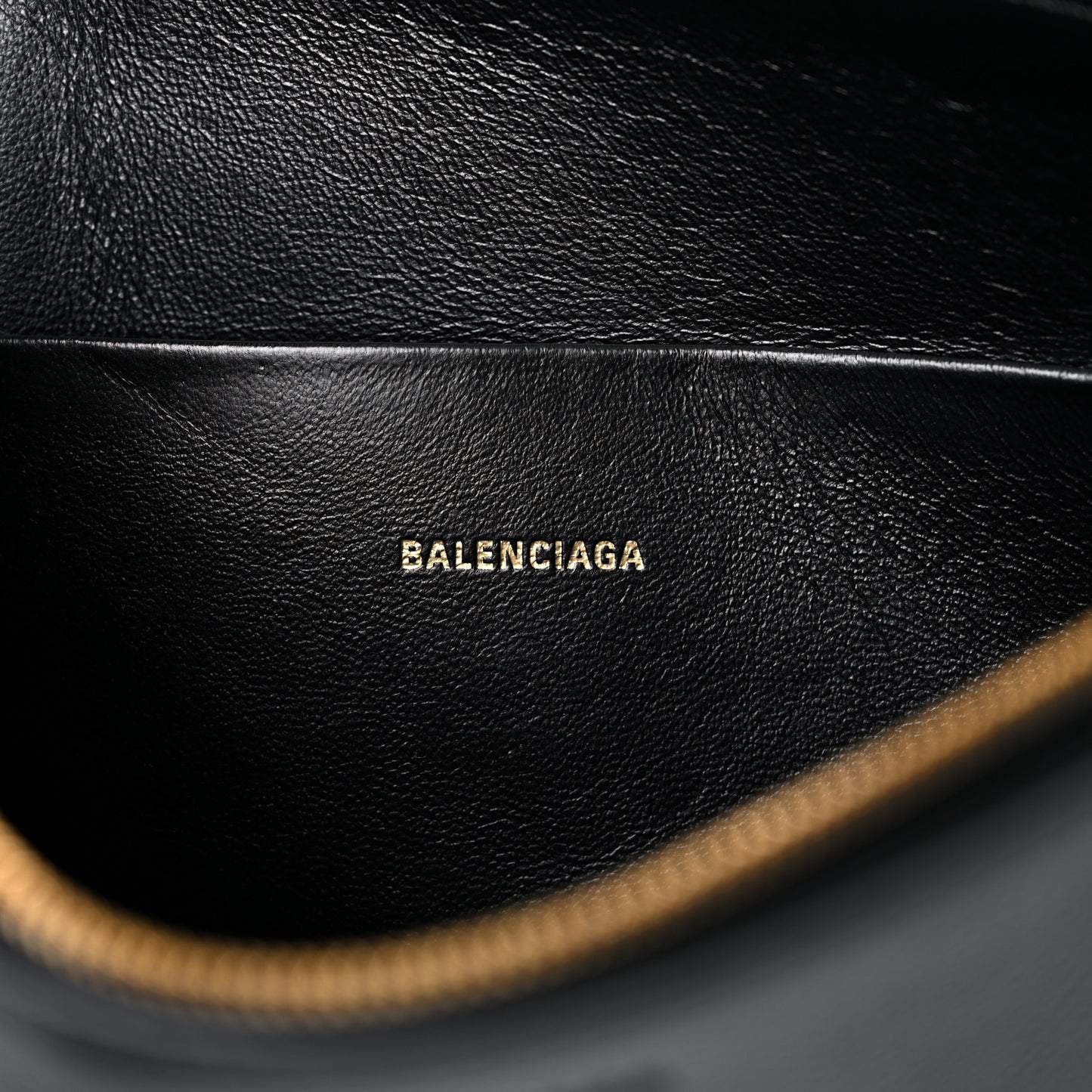 Calfskin Logo Medium Cash Pouch With Handle Black White