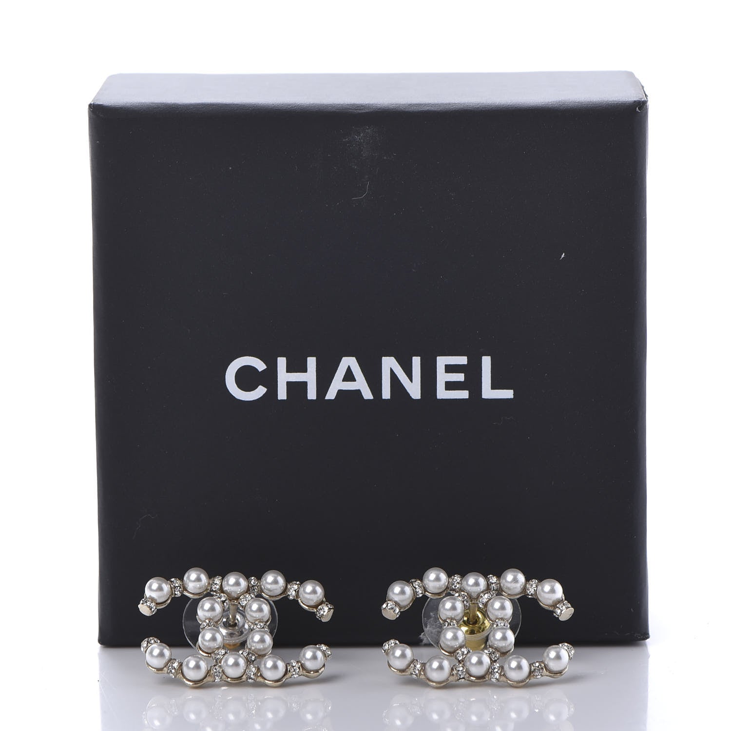 Chanel Pearl Crystal Nefertiti CC Earrings Gold 9 of 10