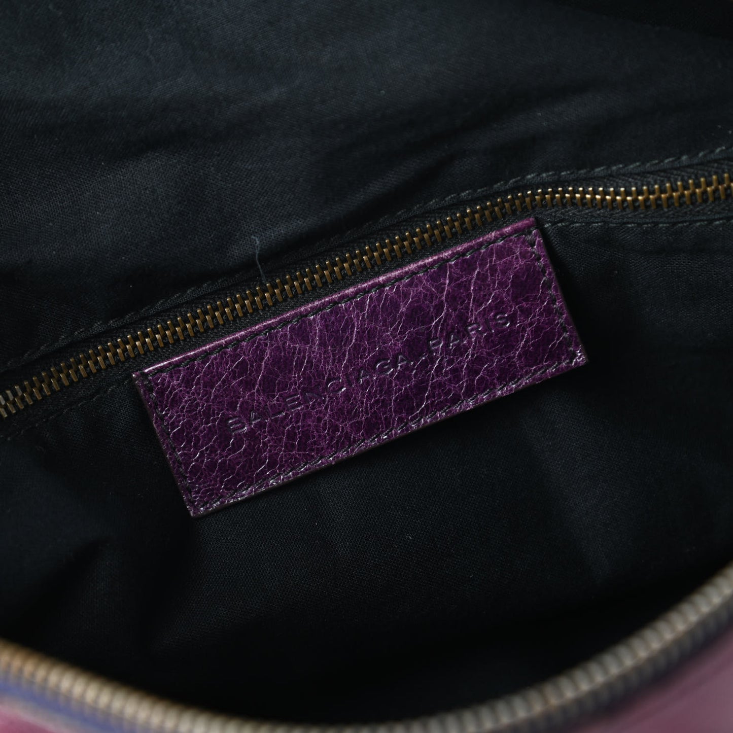 Agneau Classic Hardware First Raisin