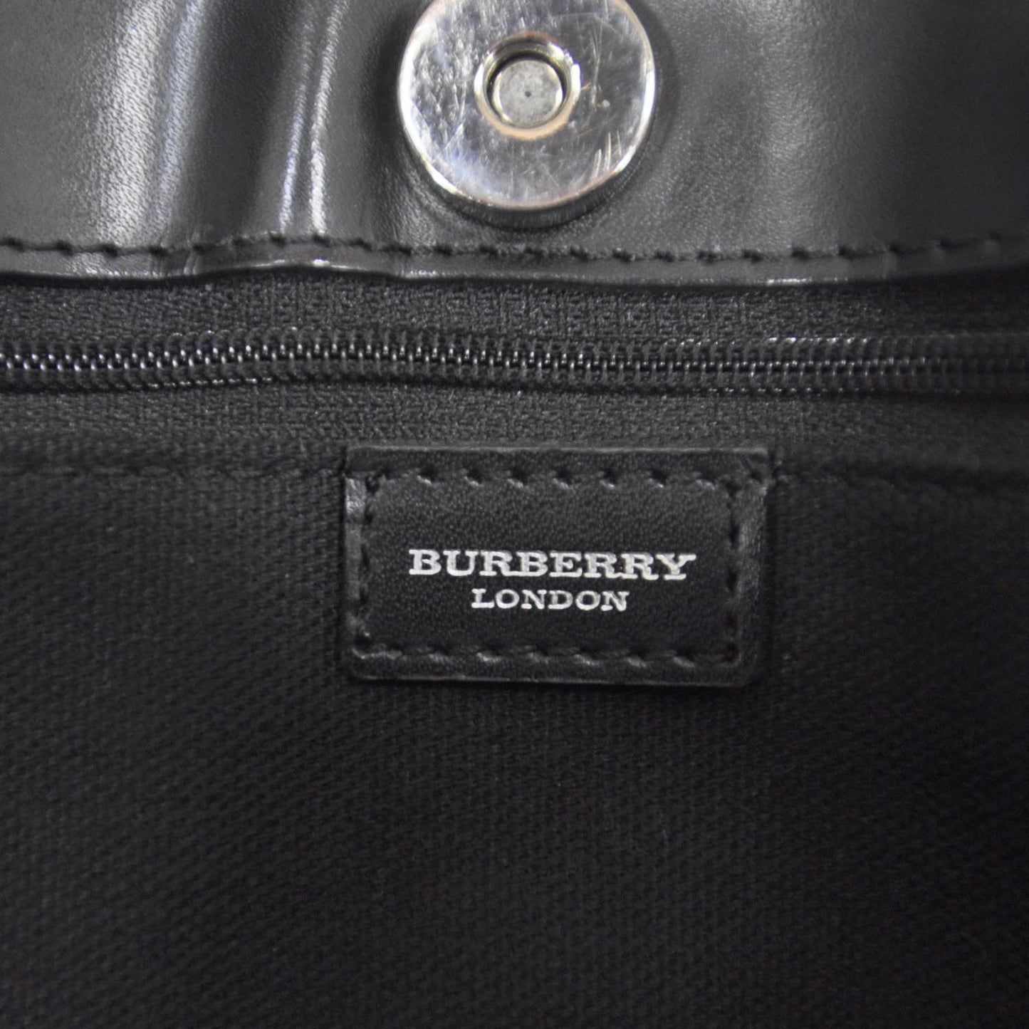 House Check Tote Black