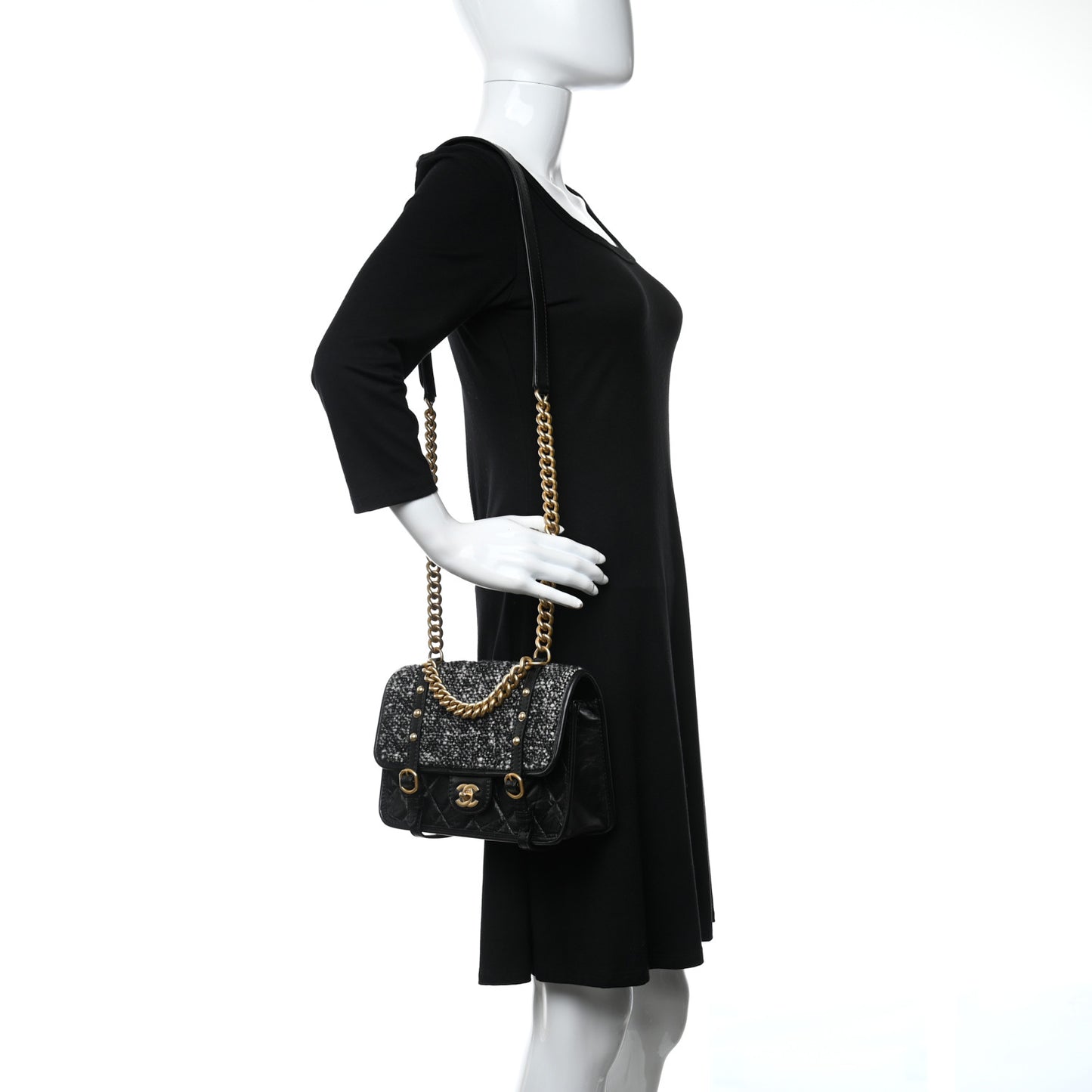 Aged Calfskin Tweed Quilted City School Flap Black