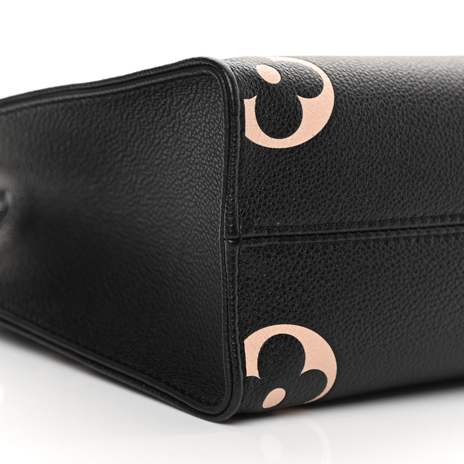 Louis Vuitton Empreinte Monogram Giant Onthego PM Black Beige 8 of 14
