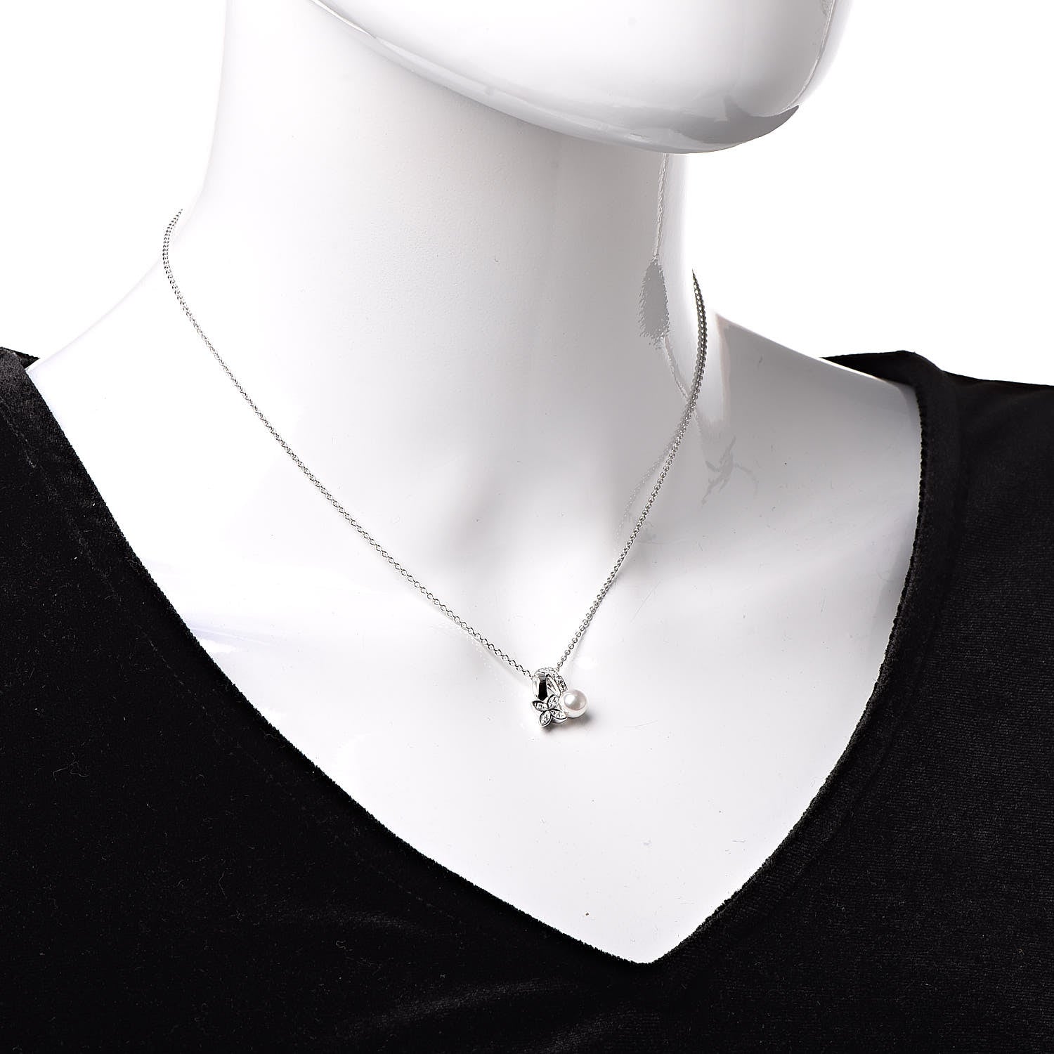Mikimoto 18K White Gold Diamond Akoya Pearl 5.5mm Flower Pendant Necklace 2 of 6